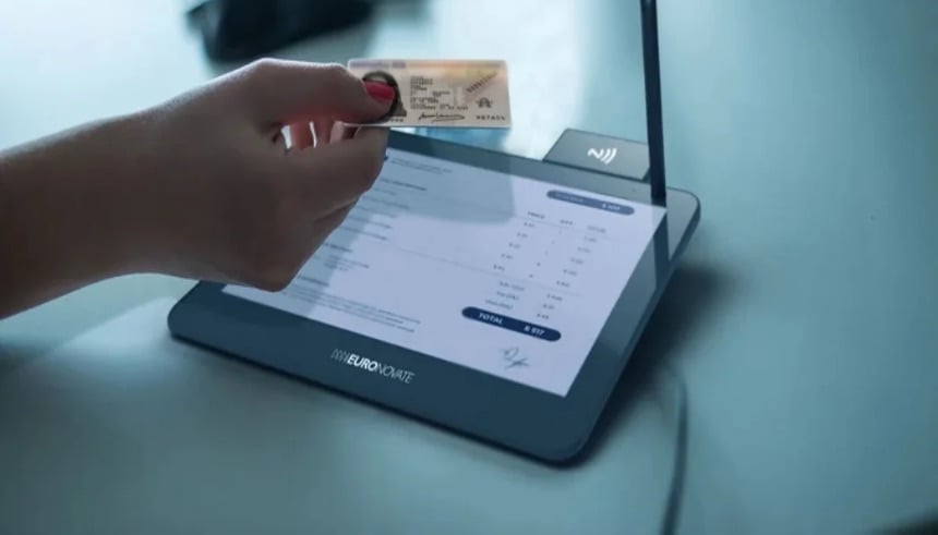 NFC-ID-card1x2